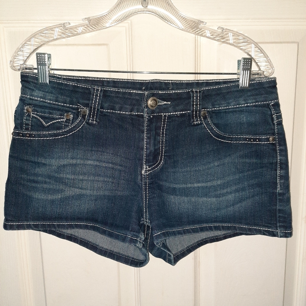 Sound girl jean shorts